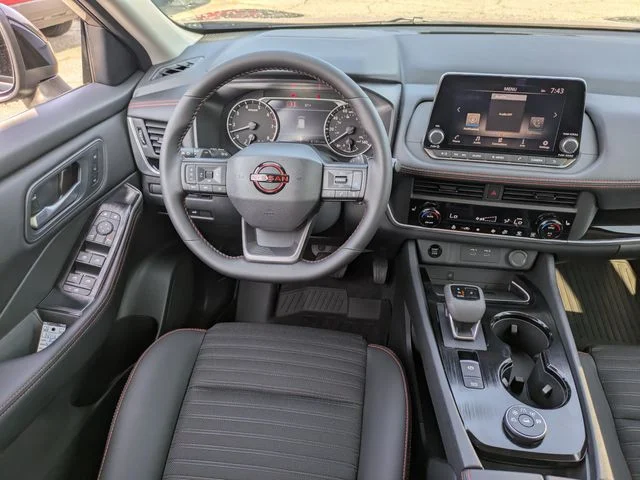 New 2026 Everest White Pearl TriCoat Nissan Rock Creek® image 17