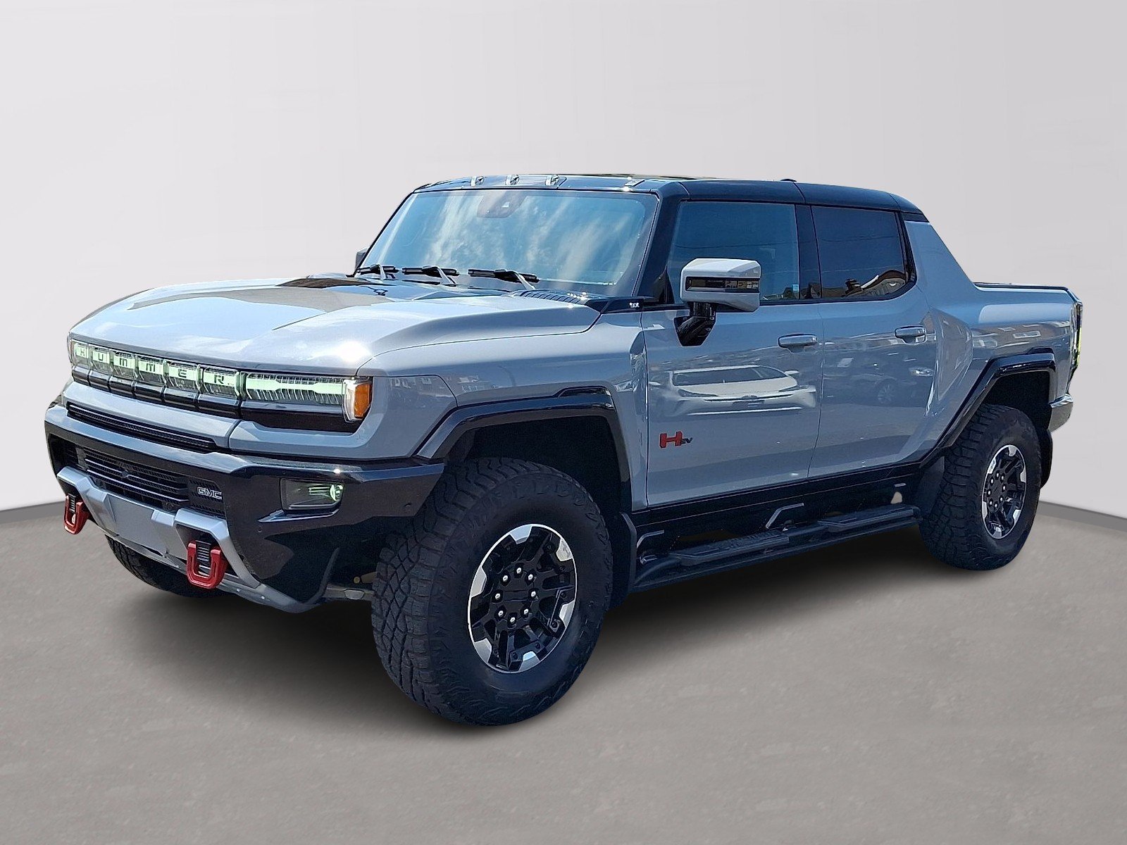 Used 2025 Meteorite Metallic (Grey) - GNO GMC e4WD 3X image 3