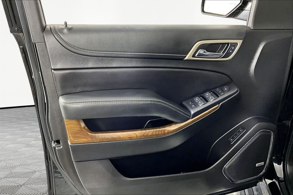 Used 2019 Black GMC Denali image 19
