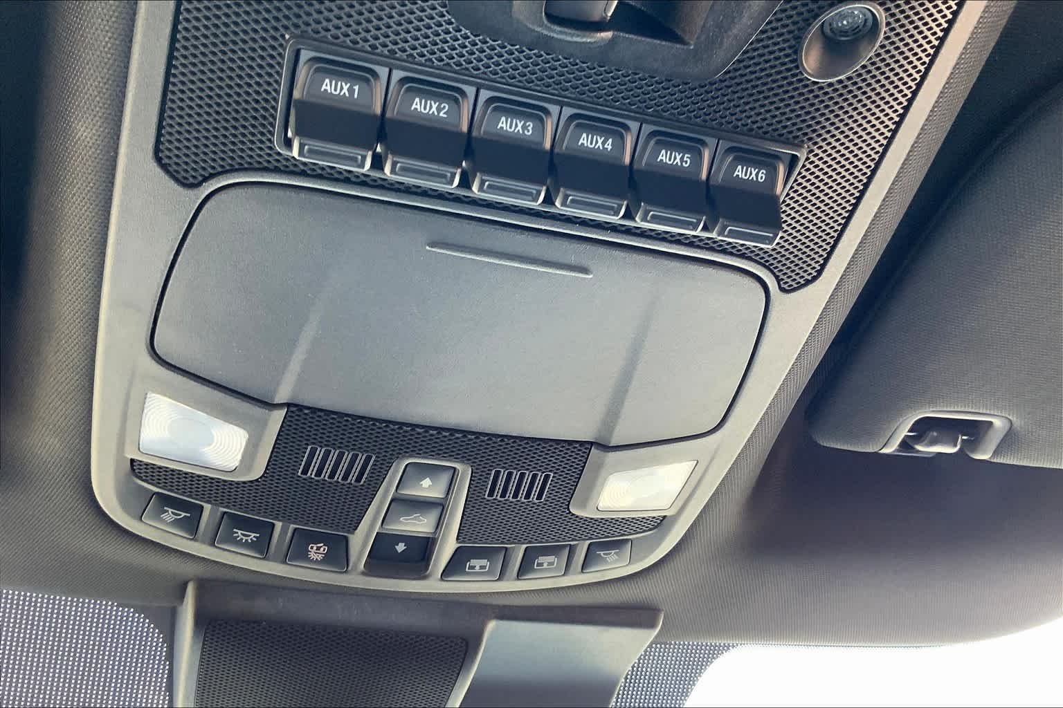 Used 2019 Magnetic Ford Raptor image 36