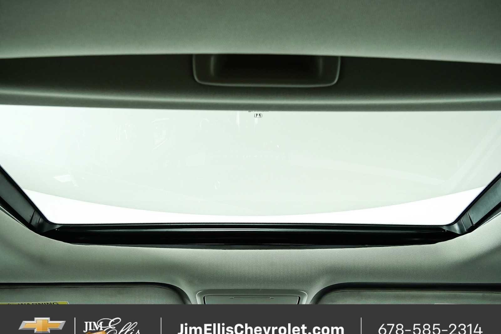 2025 Honda Odyssey EX-L - Photo 19