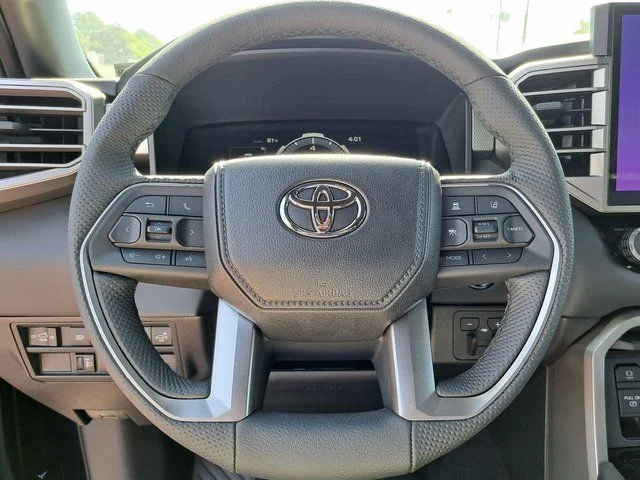 2026 Toyota Tundra Limited - Photo 12