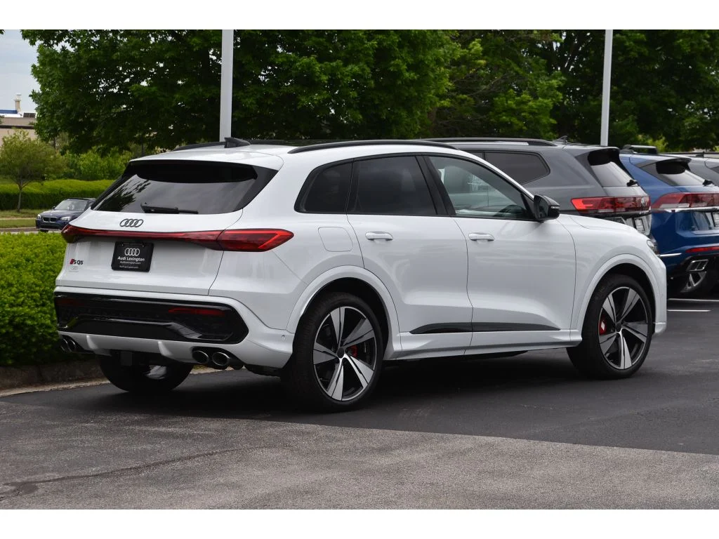 New 2026 Glacier White Metallic Audi Premium Plus image 4