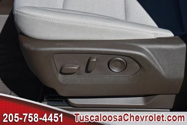2026 Chevrolet Suburban LS - Photo 16