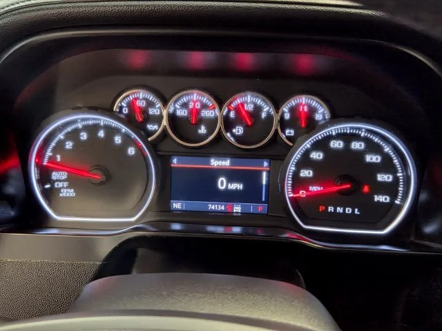 Used 2019 BLACK Chevrolet LTZ image 23