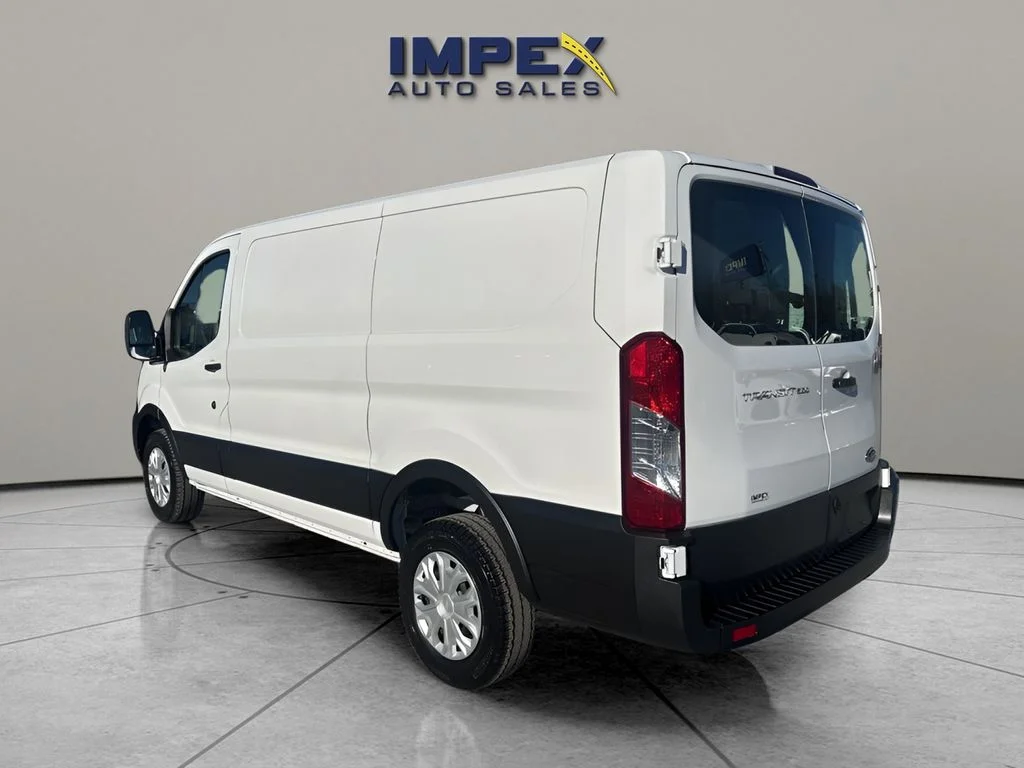 Used 2025 White Ford Base image 3