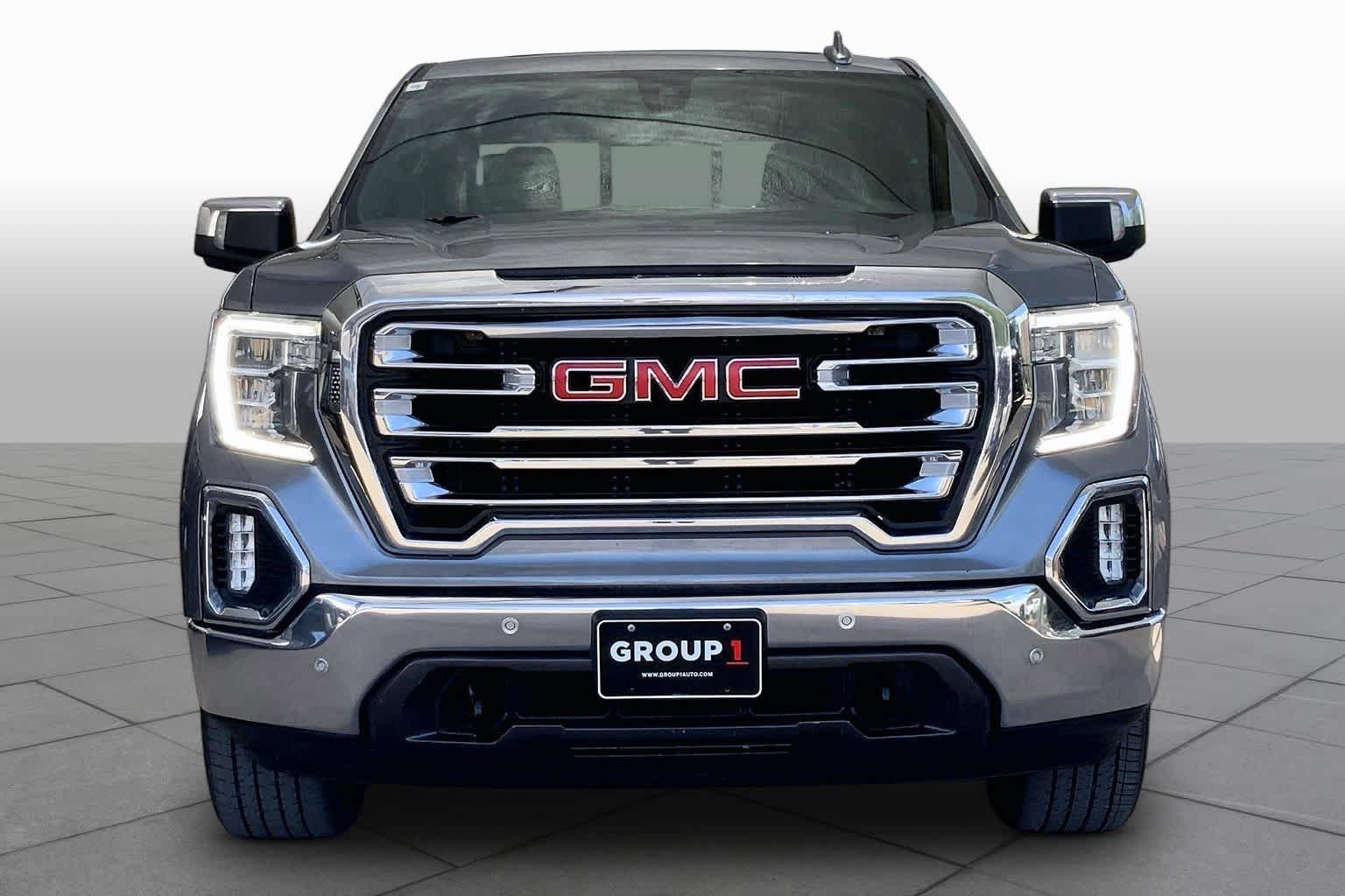 Used 2021 Satin Steel Metallic GMC SLT image 4