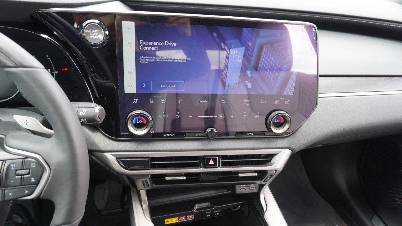 Certified Used 2024 Silver Lexus RX 350 Premium image 16