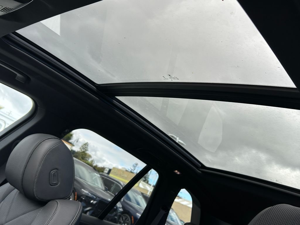 New 2026 Mineral White Metallic BMW xDrive50e image 16