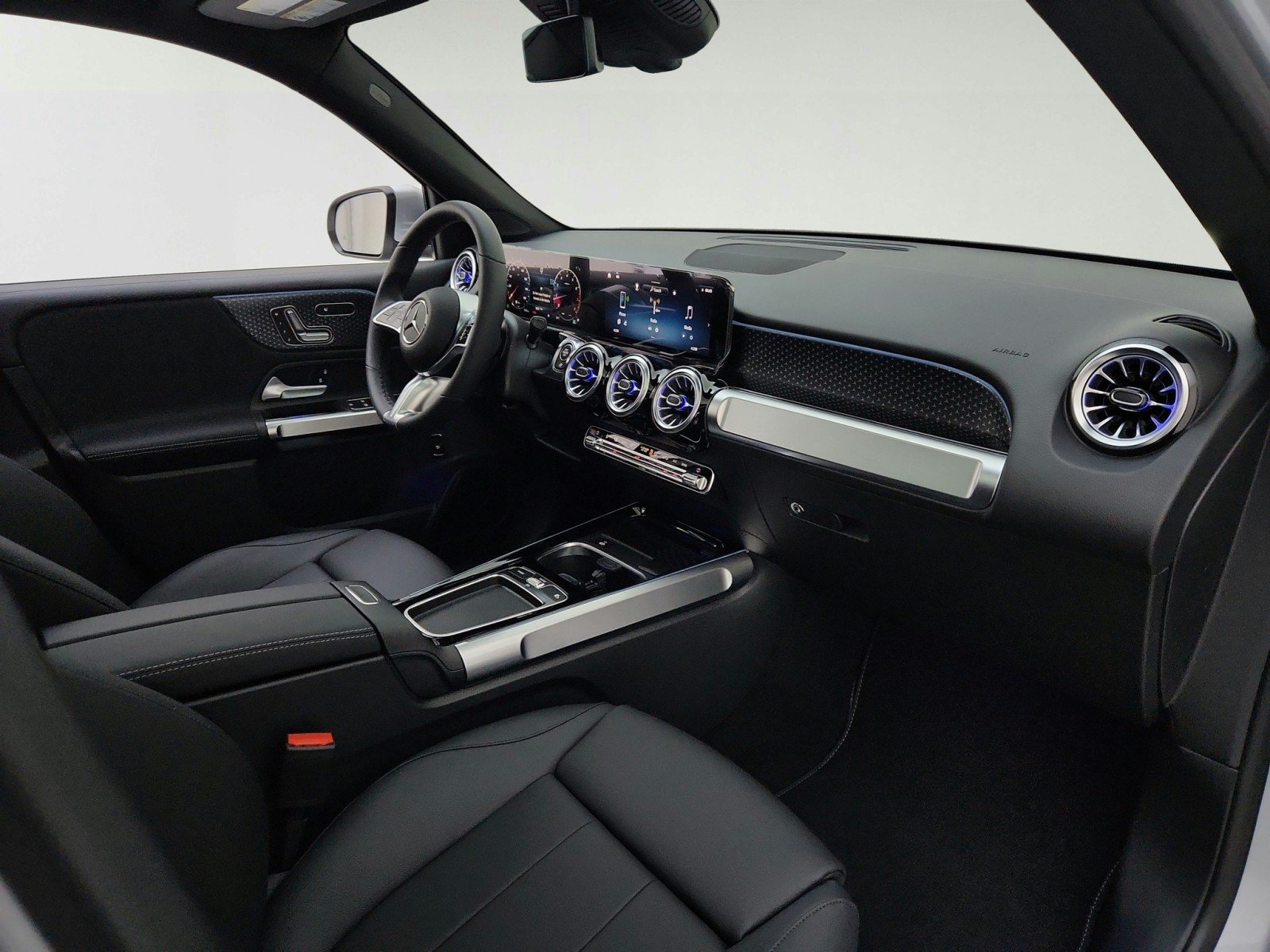 New 2026 Cirrus Silver Metallic Mercedes-Benz GLB 250 SUV image 25