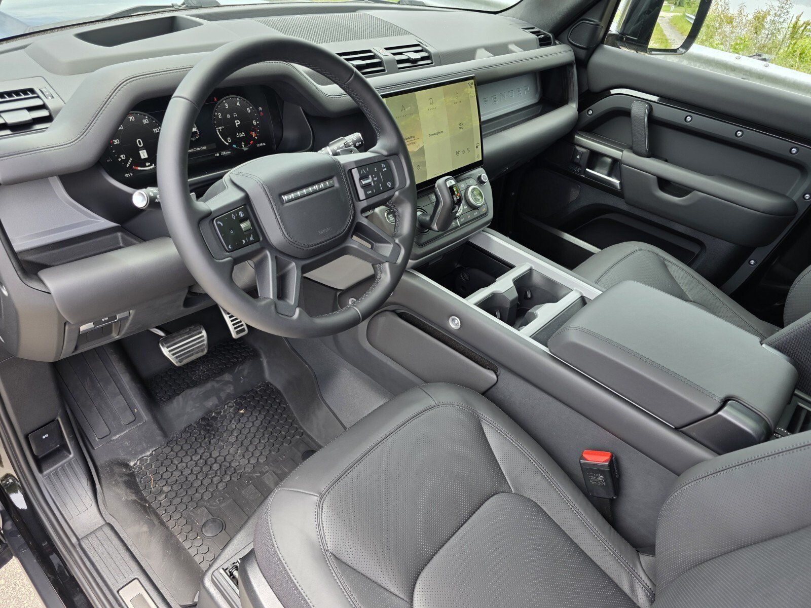 New 2026 Santorini Black LAND ROVER V8 image 11
