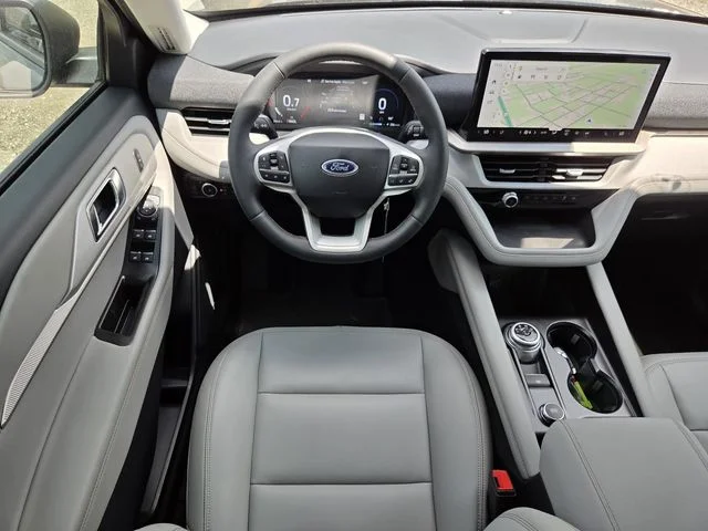 New 2026 Agate Black Metallic Ford Active image 10