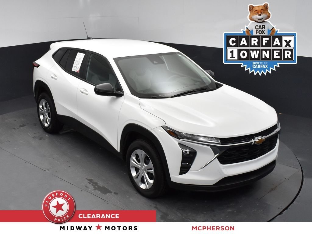 2025 Chevrolet Trax LS