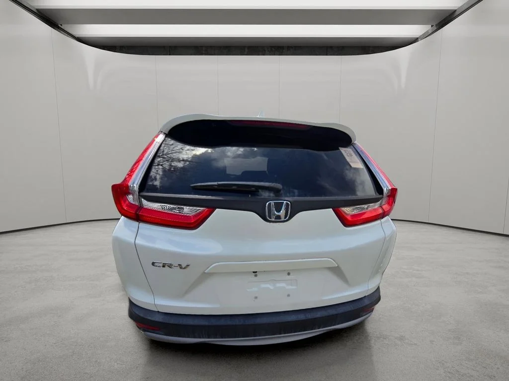 Used 2018 White Diamond Pearl Honda EX image 10