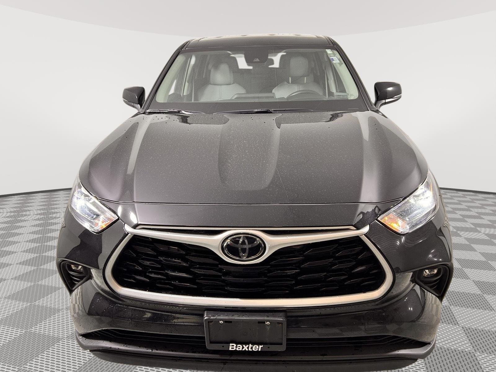 Used 2023 Midnight Black Metallic Toyota LE image 12