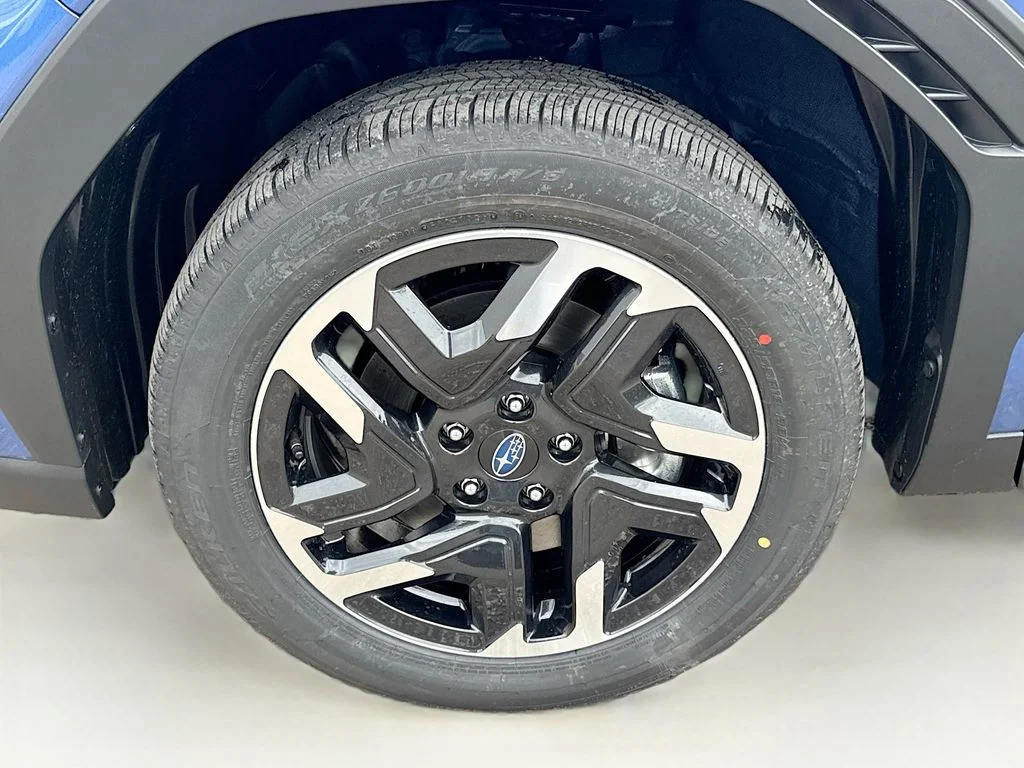New 2026 DAYBREAK BLUE PEARL Subaru Premium Hybrid image 42