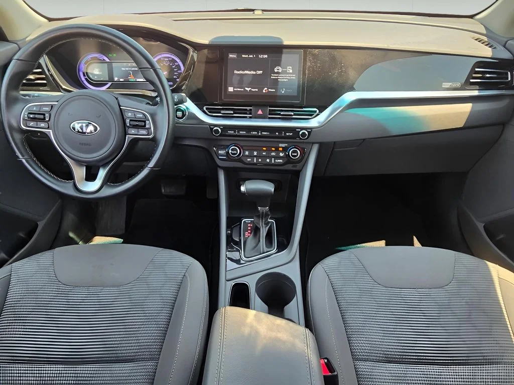 Used 2021 Deep Cerulean Kia LXS image 23
