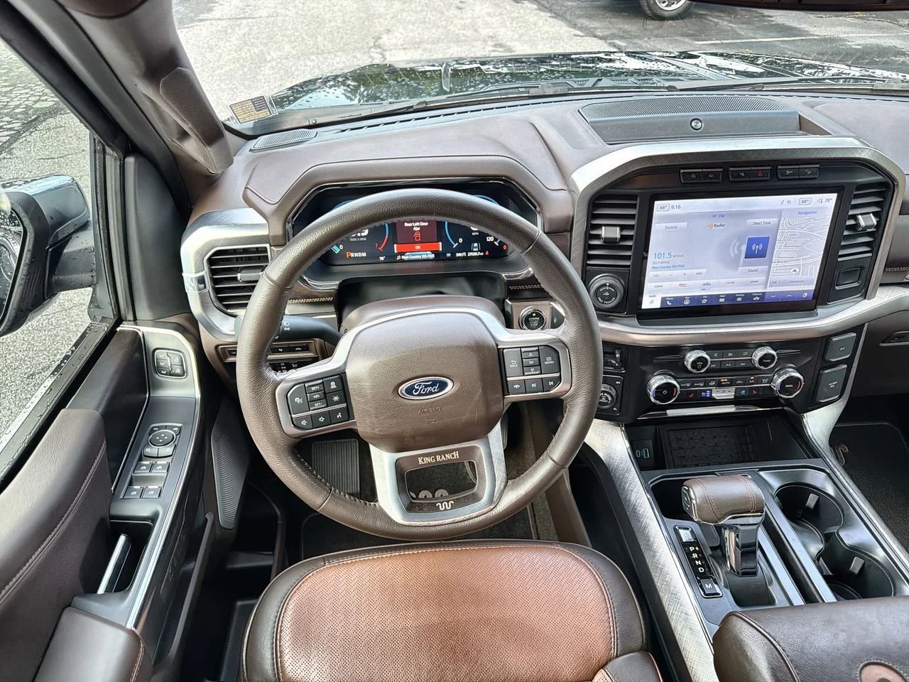 Used 2023 Blue Ford King Ranch image 10