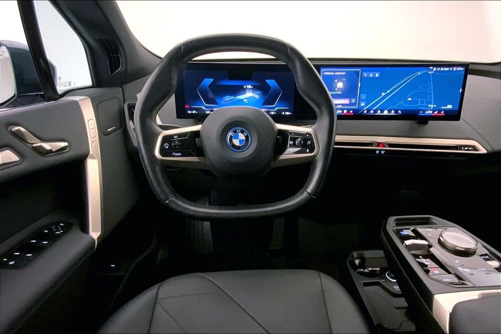 Used 2024 Blue BMW xDrive50 image 4