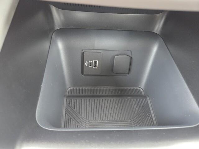 New 2026 Vapor Blue Metallic Ford Active image 19