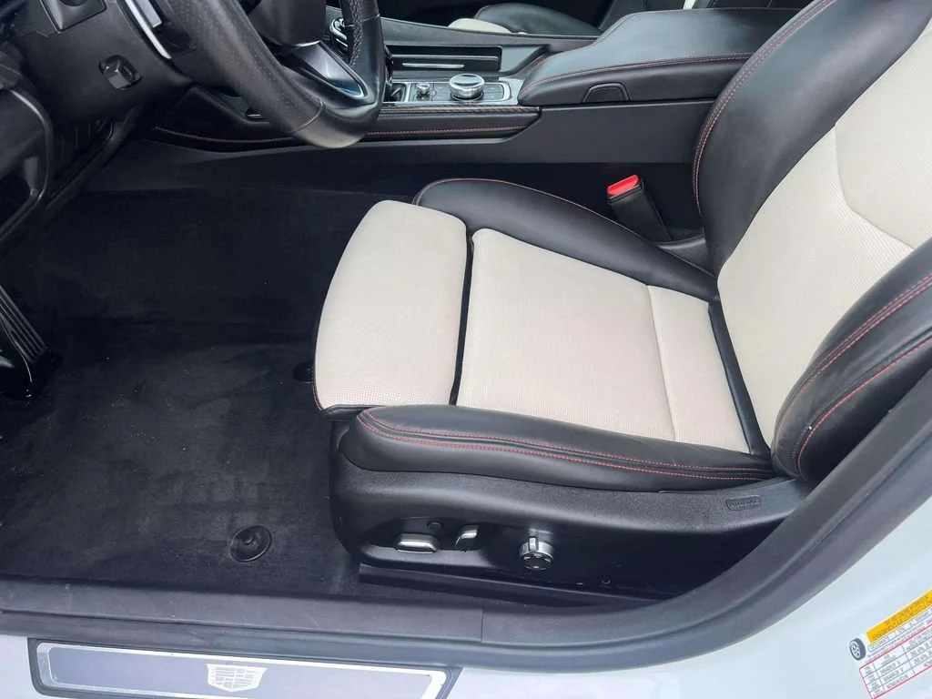 2022 Cadillac CT5 Sport - Photo 18