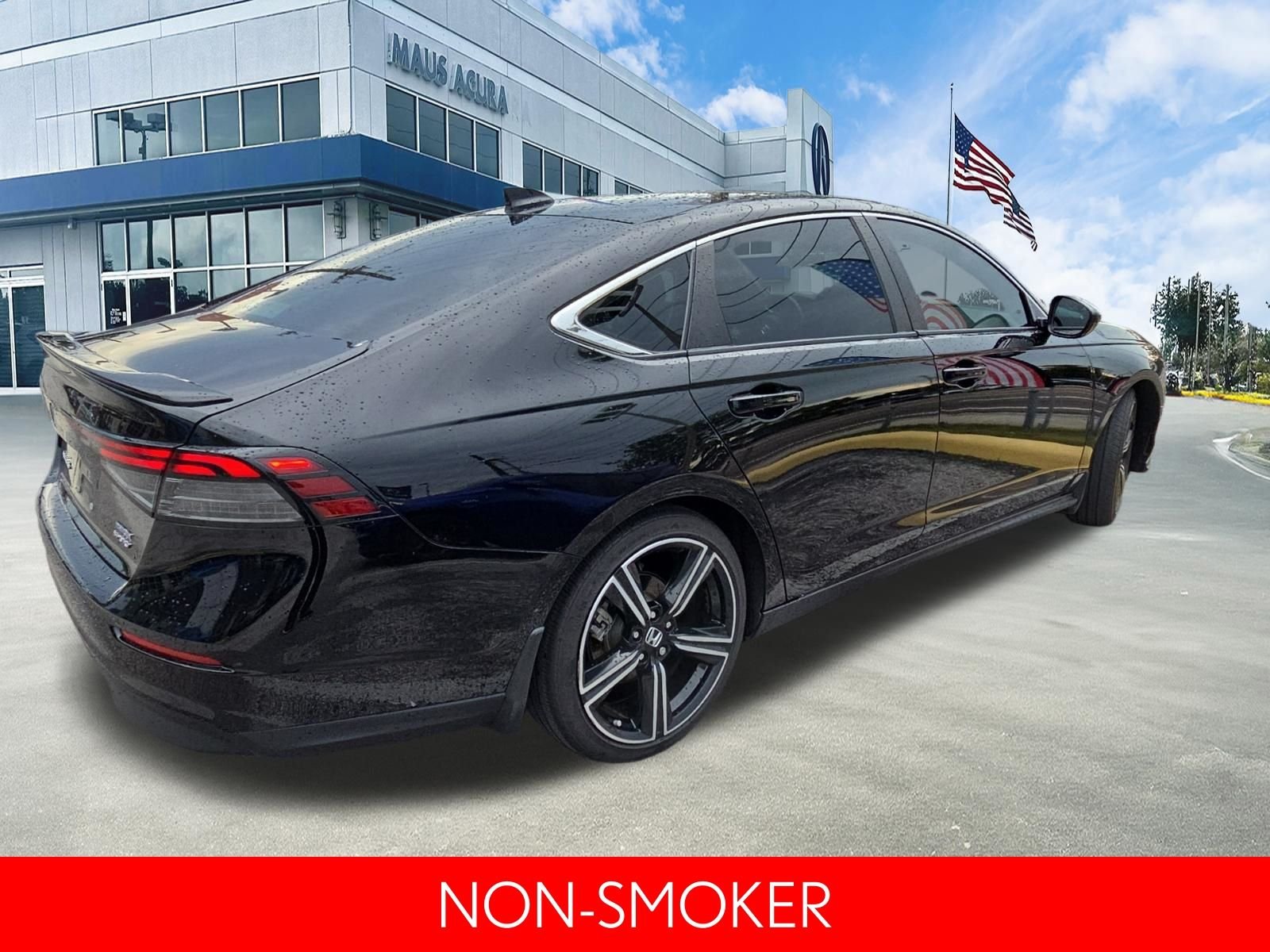 Used 2024  Honda Sport image 5