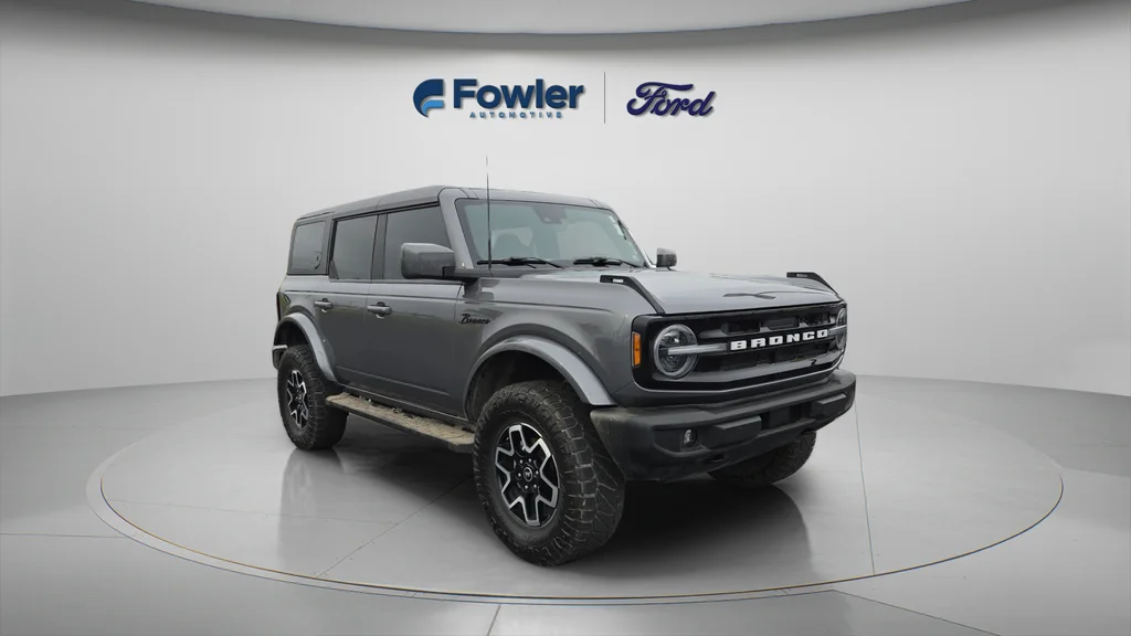 2021 Ford Bronco 4-Door Outer Banks