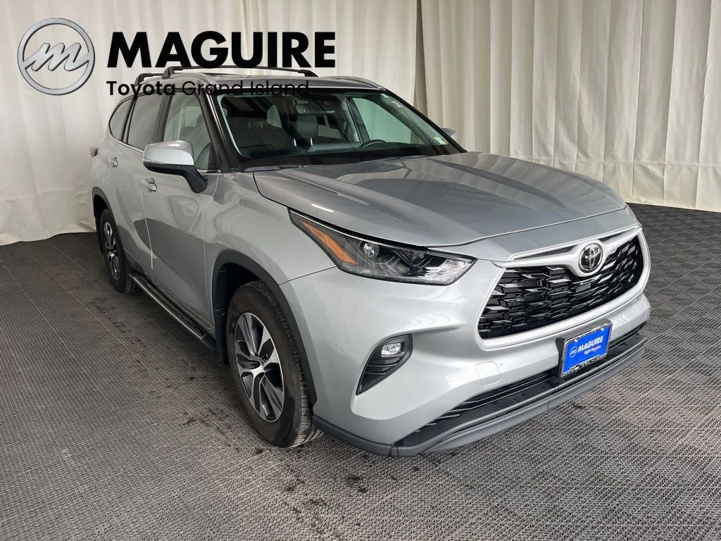 Used 2024 Celestial Silver Metallic Toyota XLE image 33