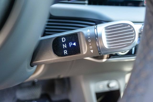 Certified Used 2024 Blue Hyundai SEL image 20