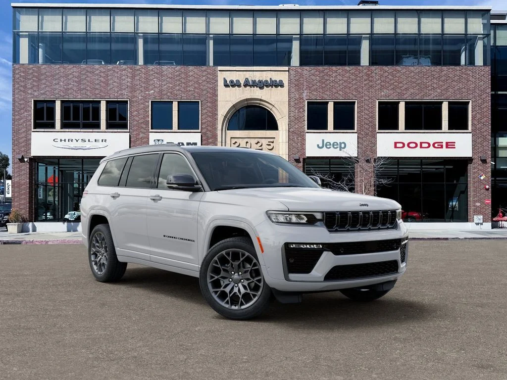 New 2026 White Jeep Summit image 5