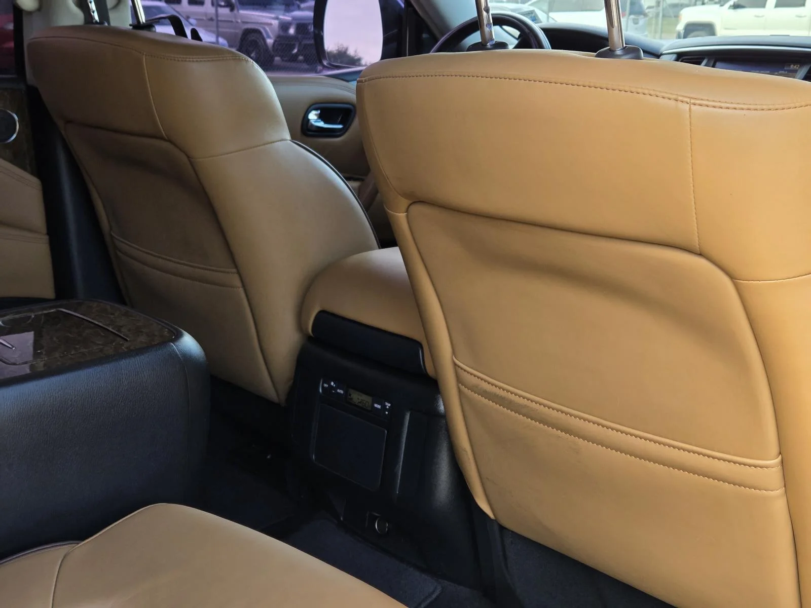 Used 2017 Black Obsidian INFINITI Signature Edition image 43
