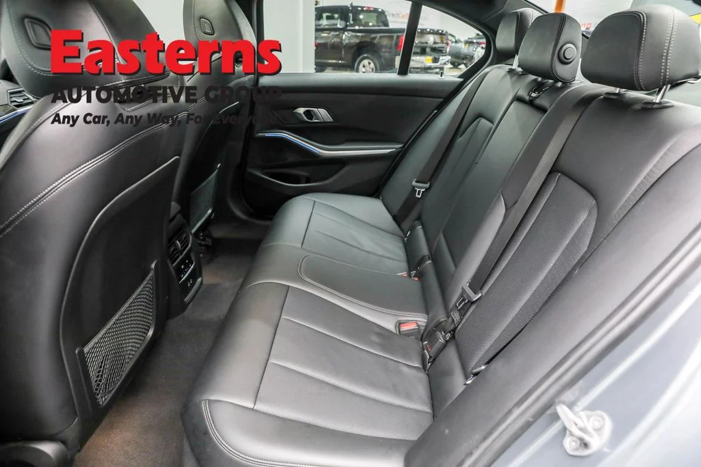 Used 2023 Gray BMW 330i image 21