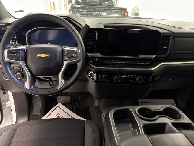 Used 2026 White Chevrolet LT image 14