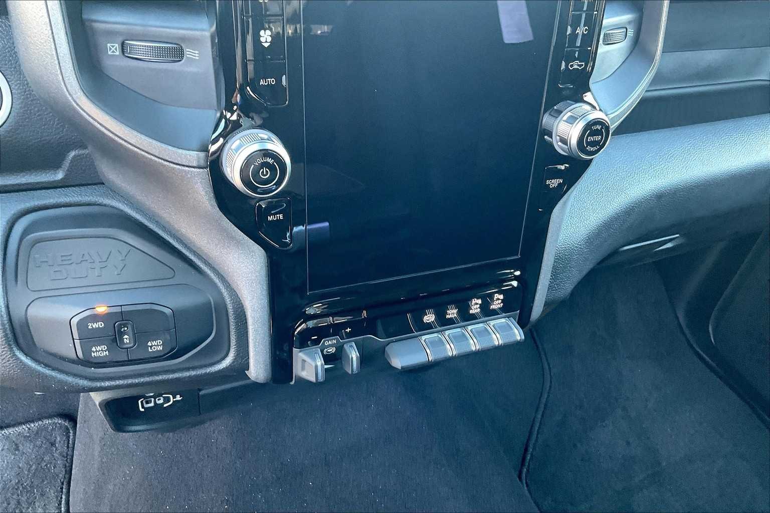 2026 RAM 2500 Tradesman - Photo 18