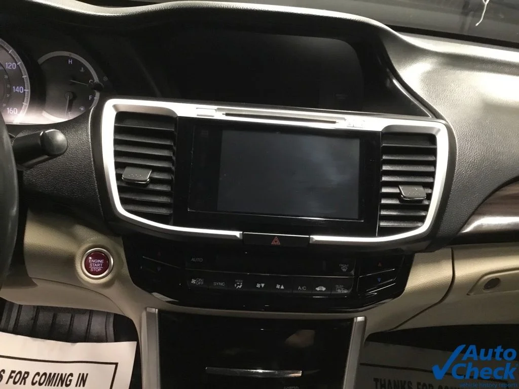 Used 2017 Beige Honda EX-L image 50