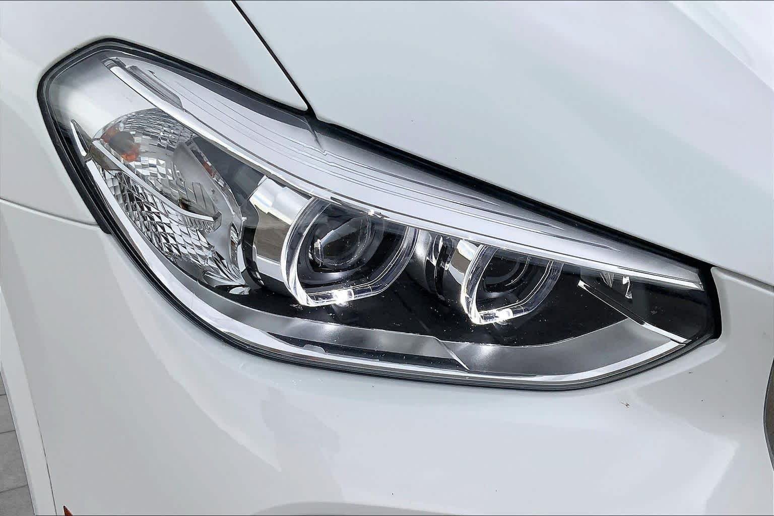 Used 2021 Alpine White BMW xDrive30e image 27