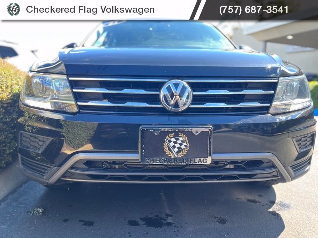 Used 2021 Deep Black Pearl Volkswagen 2.0T SE With 3rd Row image 13