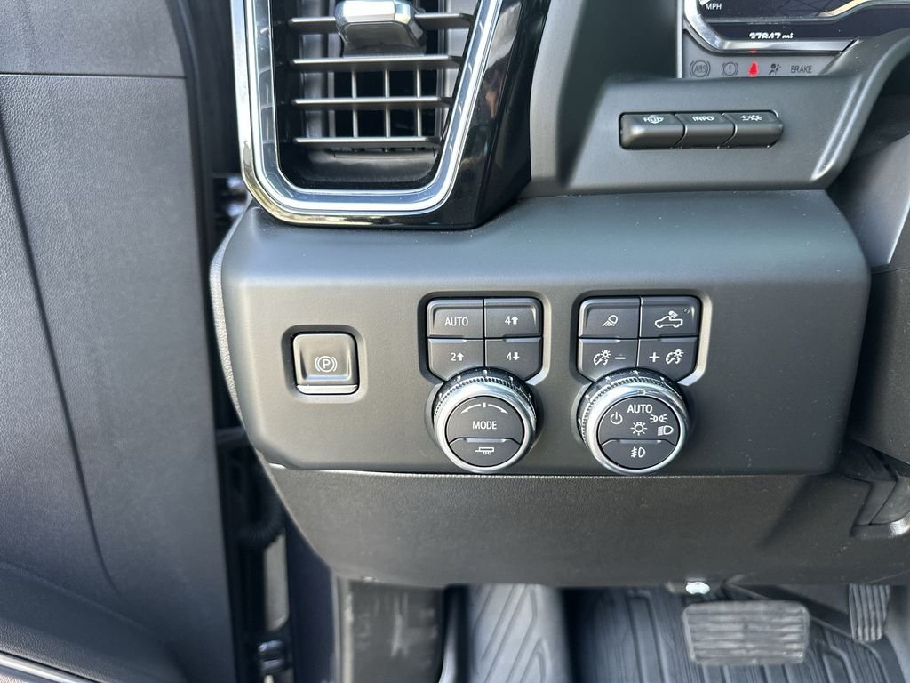 2024 GMC Sierra 2500HD Denali - Photo 18