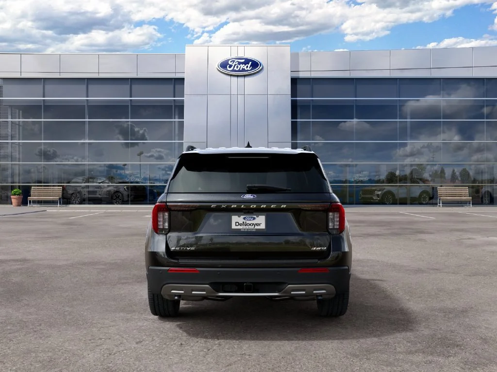New 2027 Agate Black Metallic Ford Active image 7