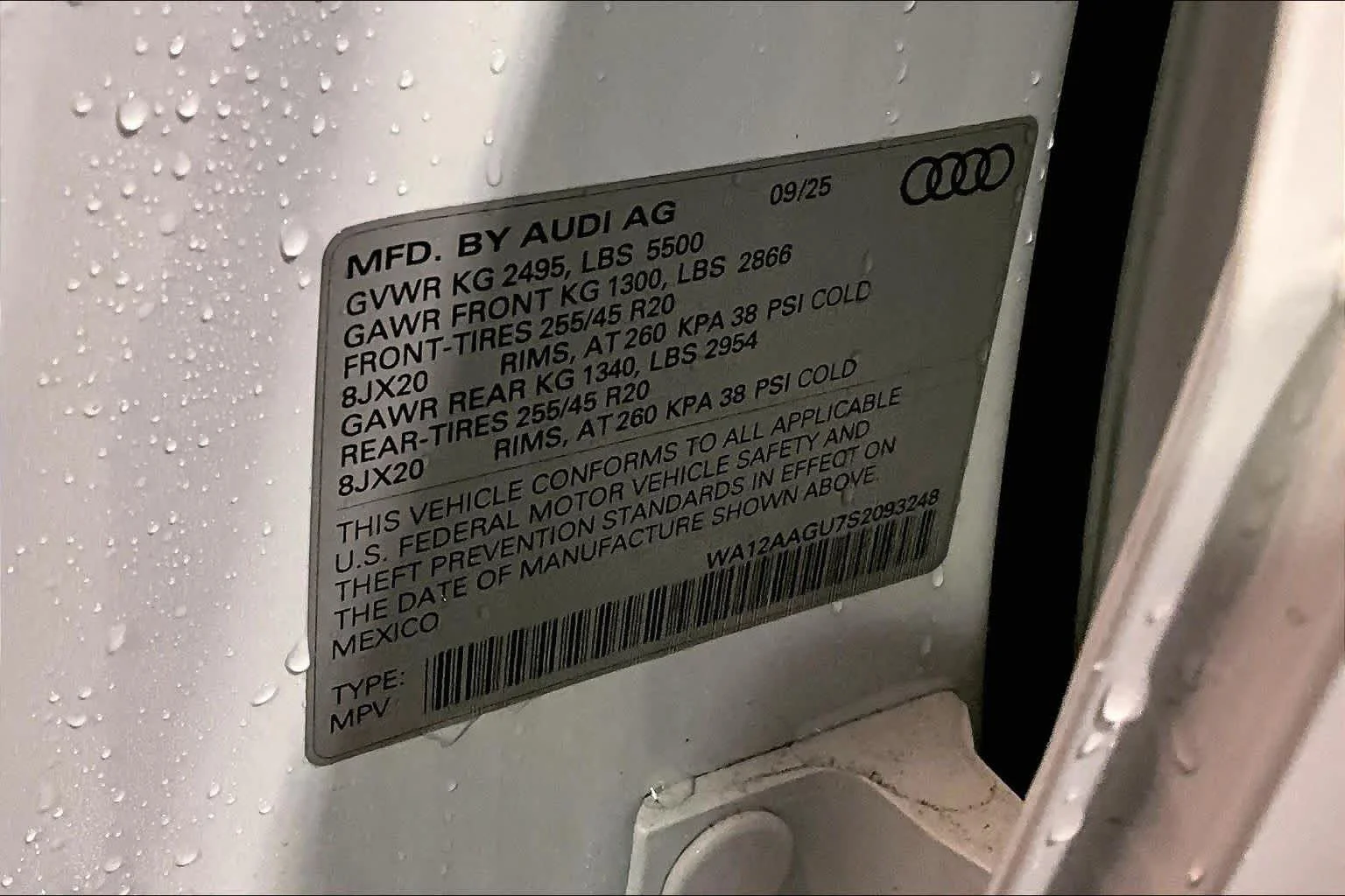 New 2025 Glacier White m Audi Premium Plus image 19