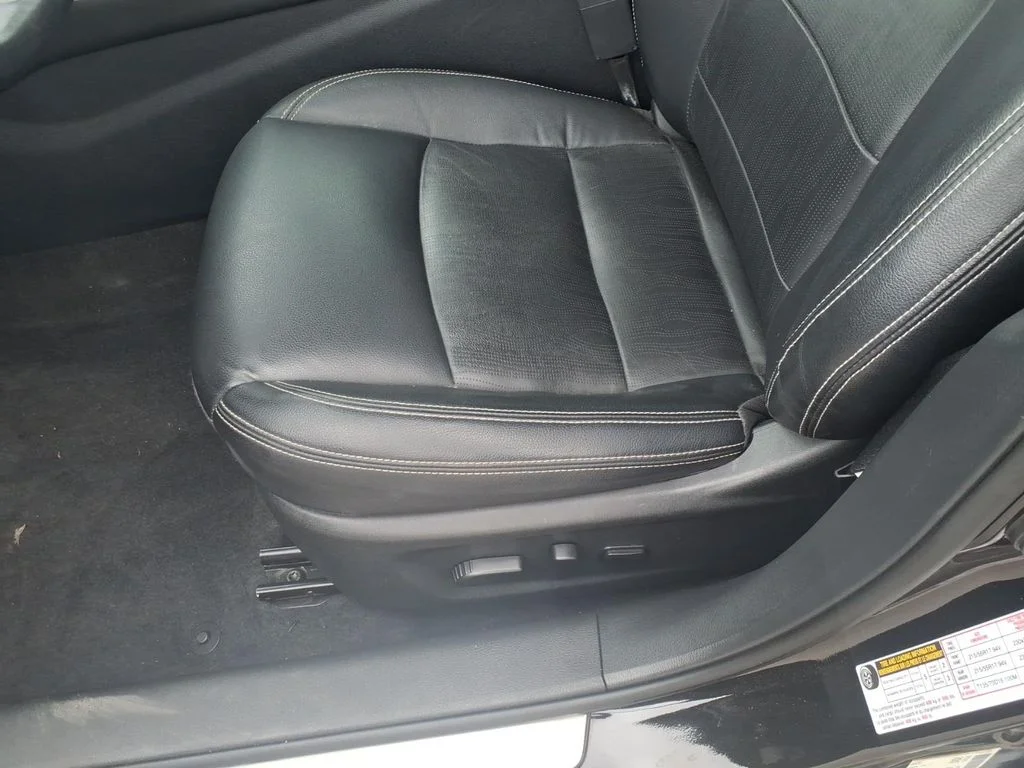 Certified Used 2022 Black Nissan 2.5 SL image 17