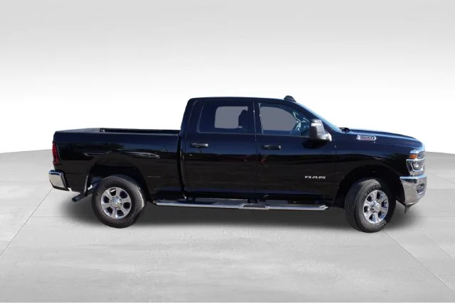 Certified Used 2026 Black Ram Big Horn image 3