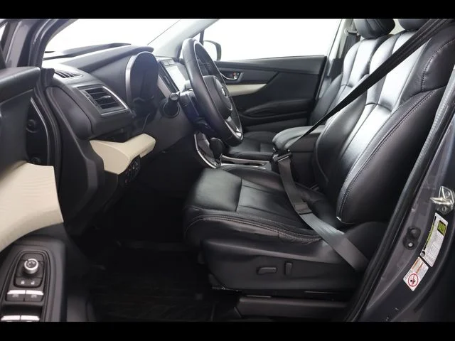Used 2020 Gray Subaru Premium image 13