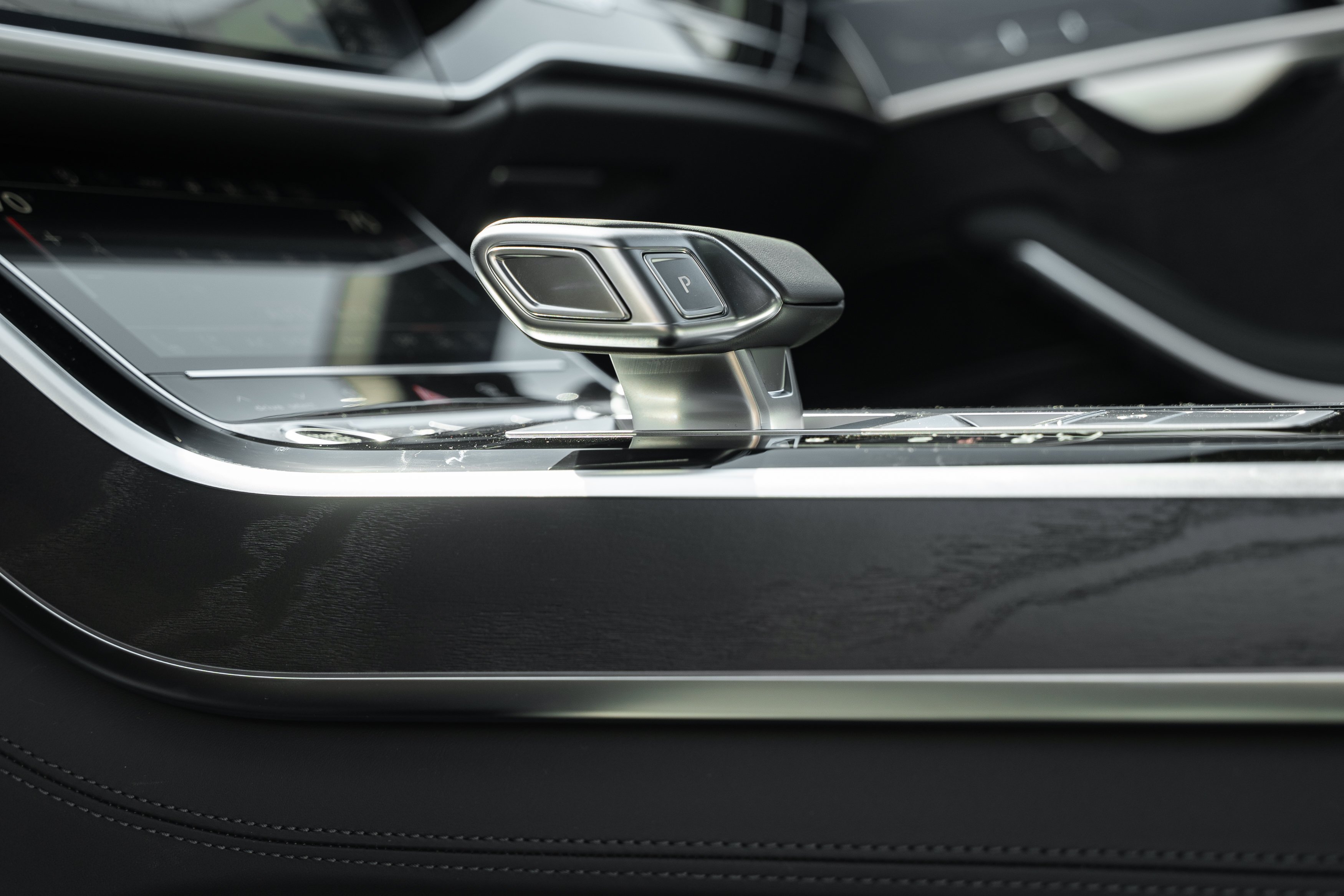 New 2027 Daytona Audi L 55 image 15