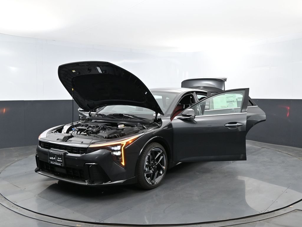 New 2026 Interstellar Gray Kia GT-Line image 24