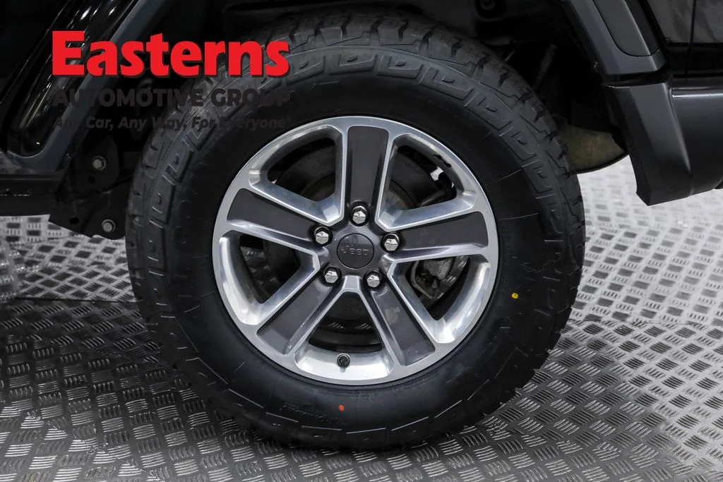 Used 2021 Black Jeep Unlimited Sahara image 32