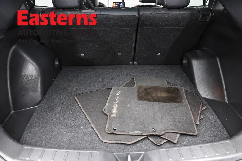 Used 2024 Black Mitsubishi SE image 9