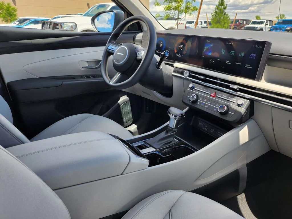 New 2026 Gray Hyundai SE image 25