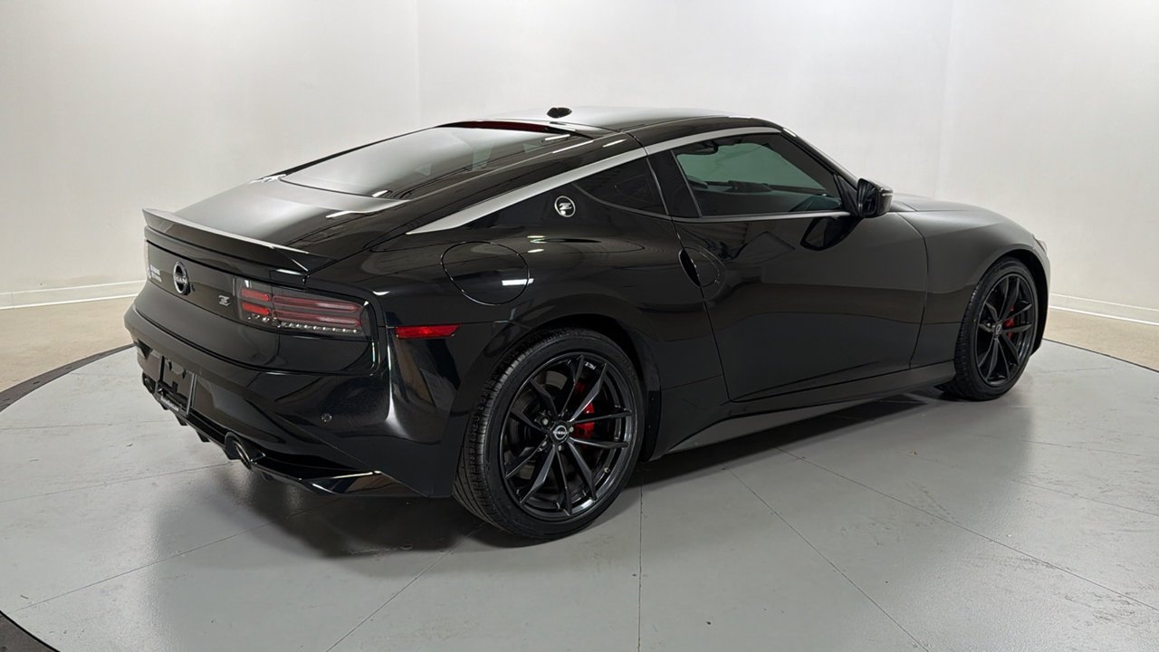 Used 2025 Black Nissan Performance image 5