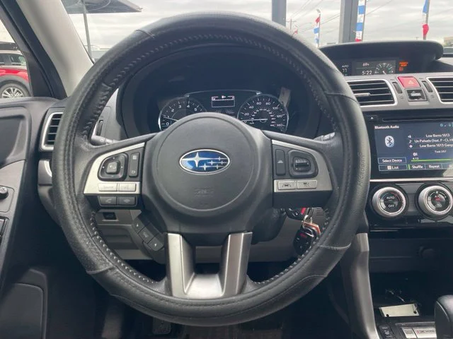 Used 2018 Blue Subaru 2.5i Limited image 12
